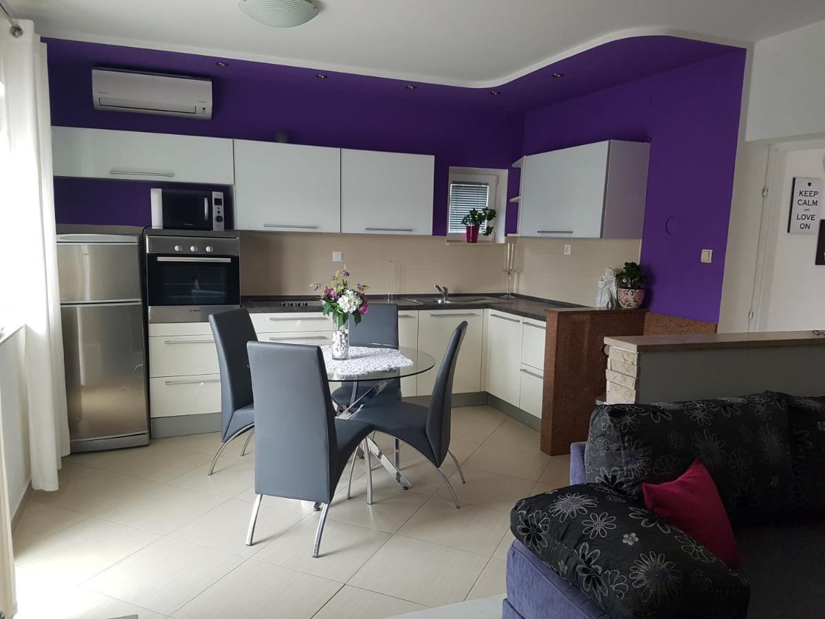 Apartments Milena Водице Екстериор снимка